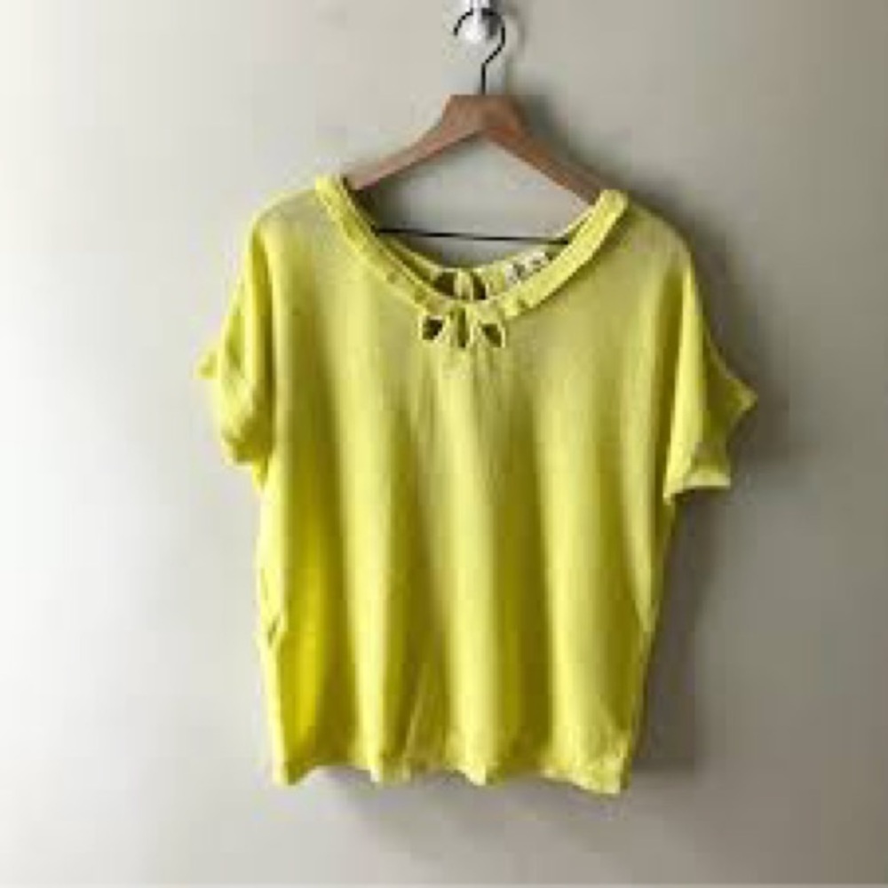 Moth Bright Yellow Short Sleeve Top